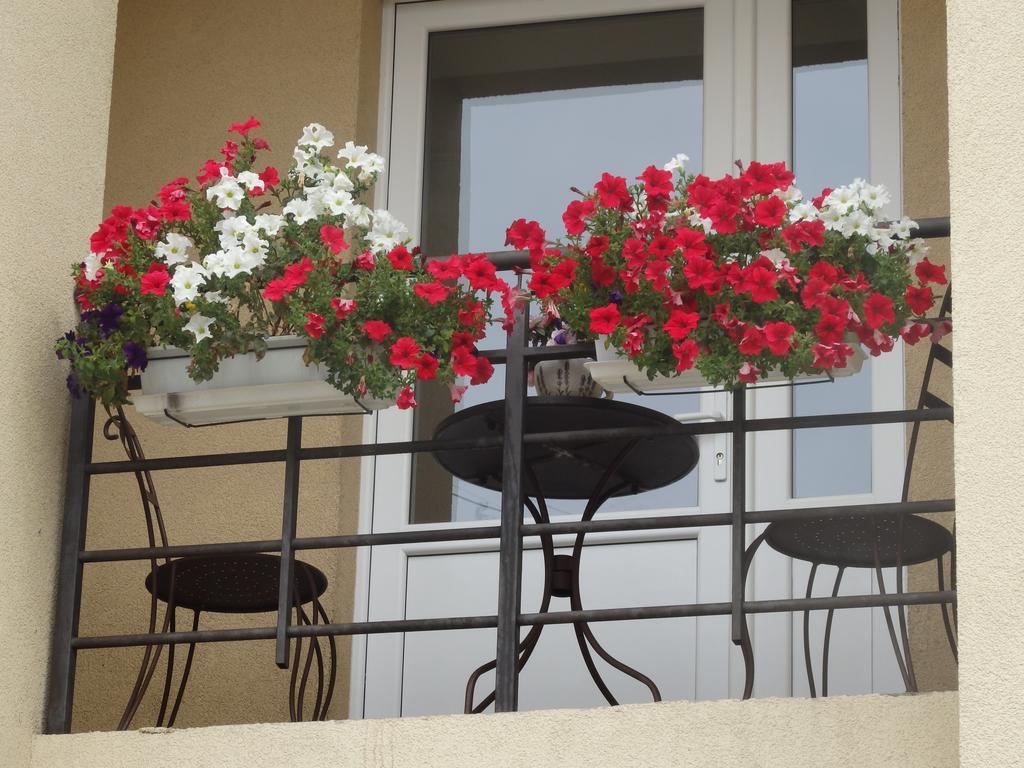 Happy Hotel Riga Dış mekan fotoğraf
