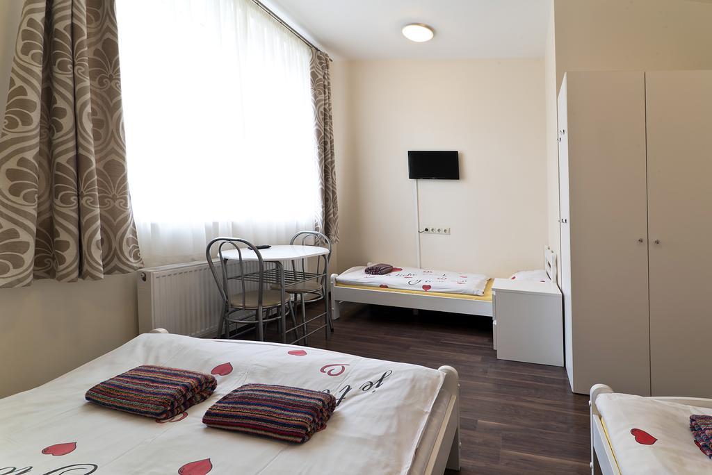 Happy Hotel Riga Dış mekan fotoğraf
